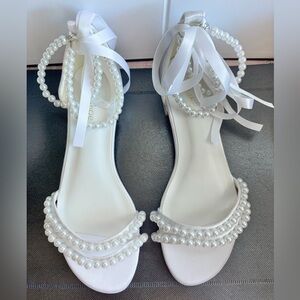 Bridal Sandals Chic White Pearl-Embellished Women's Flats